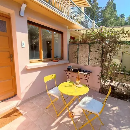 Lavandou - 500m Le Lavandou